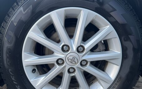 Toyota Camry, 2011 год, 1 560 000 рублей, 18 фотография