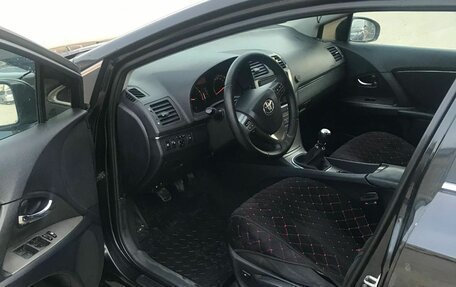 Toyota Avensis III рестайлинг, 2009 год, 1 050 000 рублей, 4 фотография