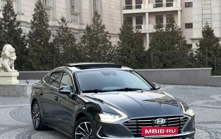 Hyundai Sonata VIII, 2022 год, 2 200 000 рублей, 3 фотография
