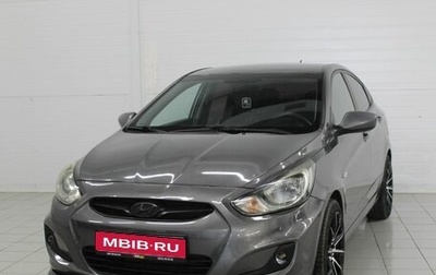 Hyundai Solaris II рестайлинг, 2012 год, 820 000 рублей, 1 фотография