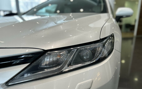 Toyota Camry, 2018 год, 2 299 000 рублей, 21 фотография