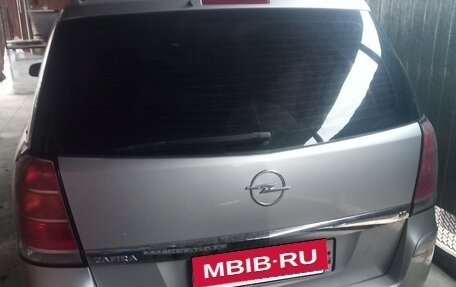 Opel Zafira B, 2007 год, 670 000 рублей, 16 фотография