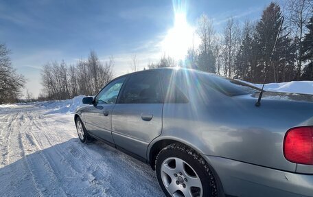 Audi A4, 1999 год, 400 000 рублей, 4 фотография