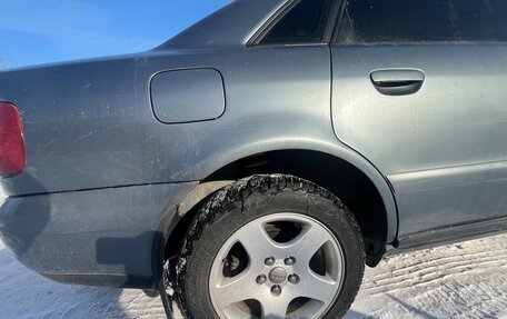 Audi A4, 1999 год, 400 000 рублей, 13 фотография