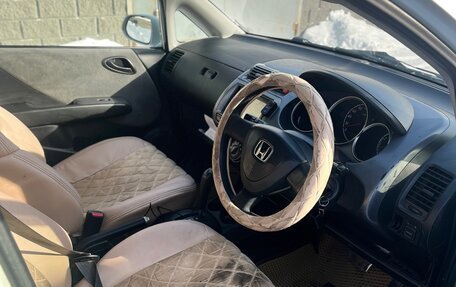 Honda Fit III, 2001 год, 235 000 рублей, 7 фотография