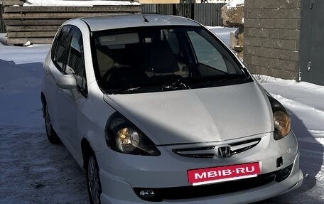 Honda Fit III, 2001 год, 235 000 рублей, 3 фотография