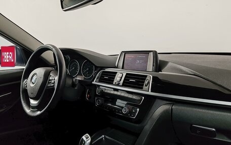 BMW 3 серия, 2018 год, 1 899 000 рублей, 11 фотография