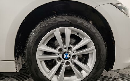 BMW 3 серия, 2018 год, 1 899 000 рублей, 18 фотография