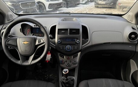 Chevrolet Aveo III, 2015 год, 600 000 рублей, 19 фотография