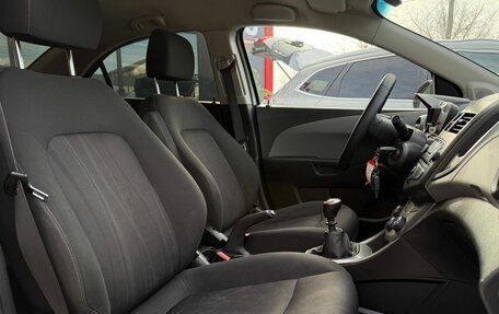 Chevrolet Aveo III, 2015 год, 600 000 рублей, 21 фотография