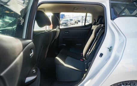 Nissan Leaf II, 2018 год, 1 650 000 рублей, 13 фотография