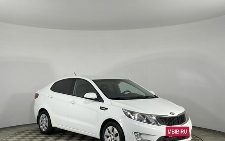 KIA Rio III рестайлинг, 2013 год, 879 000 рублей, 2 фотография