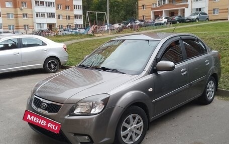 KIA Rio II, 2010 год, 450 000 рублей, 1 фотография