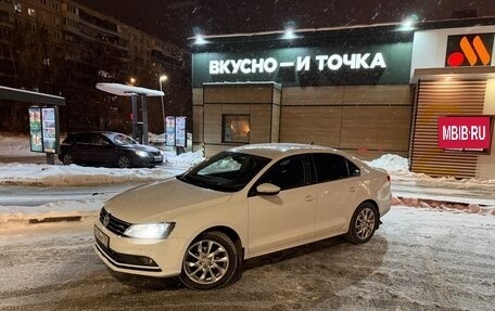 Volkswagen Jetta VI, 2016 год, 1 800 000 рублей, 5 фотография