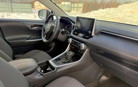 Toyota RAV4, 2021 год, 3 710 000 рублей, 16 фотография