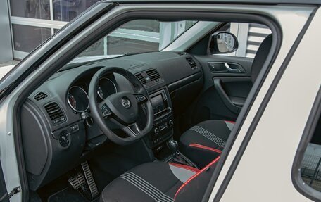 Skoda Yeti I рестайлинг, 2018 год, 1 355 000 рублей, 13 фотография