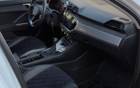 Audi Q3, 2023 год, 2 750 000 рублей, 6 фотография