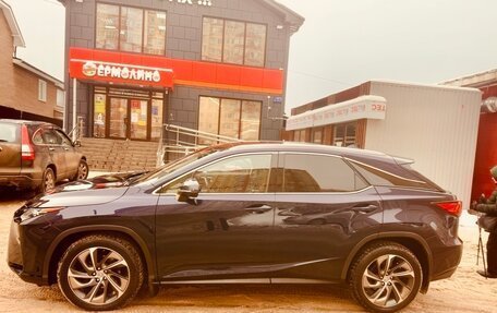 Lexus RX IV рестайлинг, 2016 год, 3 800 000 рублей, 4 фотография