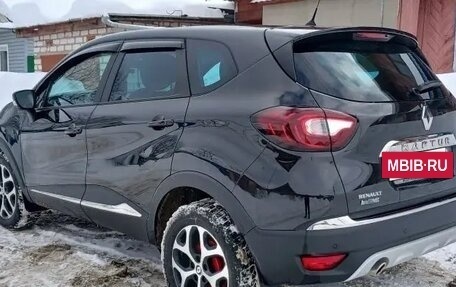 Renault Kaptur I рестайлинг, 2018 год, 1 825 000 рублей, 16 фотография