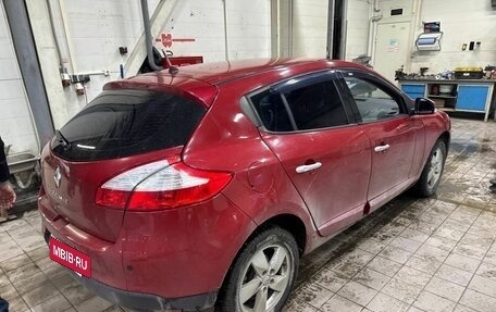 Renault Megane III, 2011 год, 650 000 рублей, 2 фотография