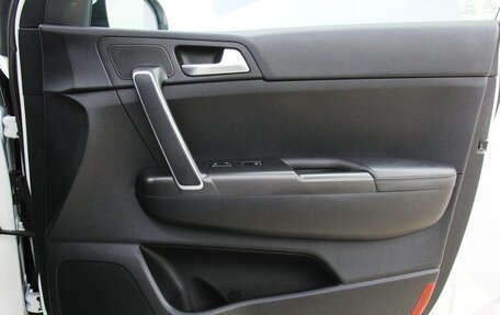 KIA Sportage IV рестайлинг, 2020 год, 2 530 000 рублей, 33 фотография