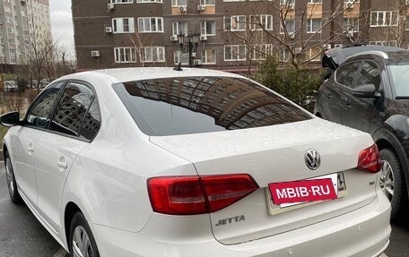 Volkswagen Jetta VI, 2015 год, 1 430 000 рублей, 2 фотография