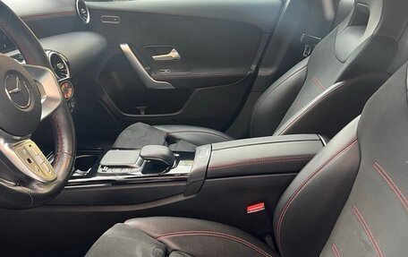 Mercedes-Benz A-Класс, 2020 год, 2 490 000 рублей, 12 фотография