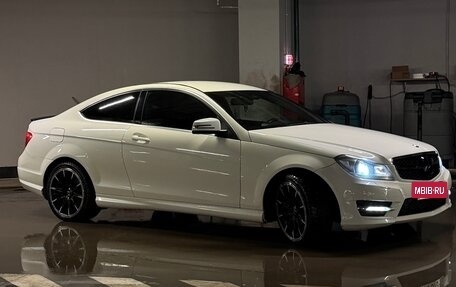 Mercedes-Benz C-Класс, 2012 год, 1 190 000 рублей, 6 фотография