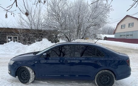 Skoda Rapid I, 2014 год, 600 000 рублей, 2 фотография