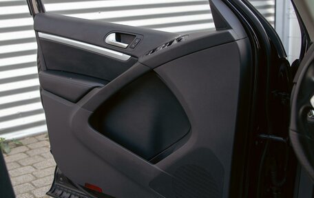 Volkswagen Tiguan I, 2015 год, 1 325 000 рублей, 12 фотография