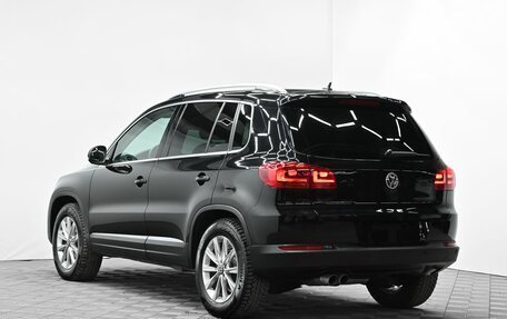 Volkswagen Tiguan I, 2015 год, 1 275 000 рублей, 3 фотография
