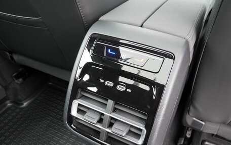 Volkswagen Tiguan, 2025 год, 4 900 000 рублей, 26 фотография