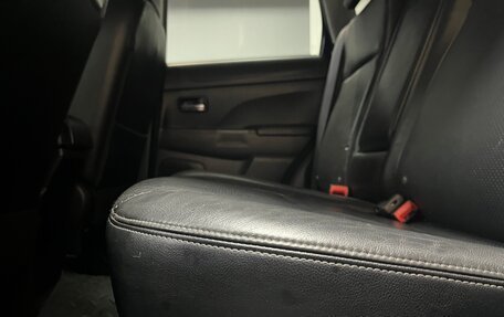 Mitsubishi ASX I рестайлинг, 2010 год, 999 000 рублей, 19 фотография