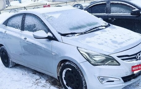 Hyundai Solaris II рестайлинг, 2016 год, 735 000 рублей, 3 фотография