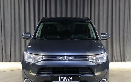 Mitsubishi Outlander III рестайлинг 3, 2014 год, 1 449 000 рублей, 13 фотография