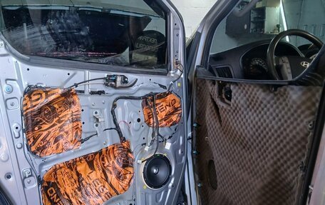 Hyundai Grand Starex Grand Starex I рестайлинг 2, 2011 год, 2 000 000 рублей, 11 фотография