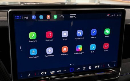 Volkswagen Tiguan, 2025 год, 4 900 000 рублей, 23 фотография