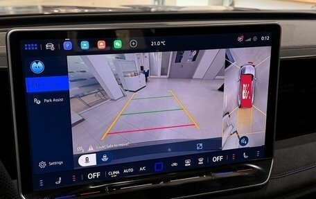 Volkswagen Tiguan, 2025 год, 4 900 000 рублей, 25 фотография