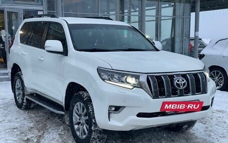 Toyota Land Cruiser Prado 150 рестайлинг 2, 2019 год, 5 500 000 рублей, 4 фотография