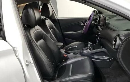 Hyundai Kona I, 2021 год, 1 775 000 рублей, 9 фотография