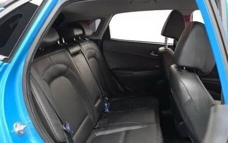 Hyundai Kona I, 2018 год, 1 715 000 рублей, 10 фотография