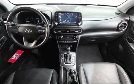 Hyundai Kona I, 2018 год, 1 715 000 рублей, 7 фотография