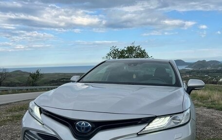 Toyota Camry, 2019 год, 2 650 000 рублей, 1 фотография