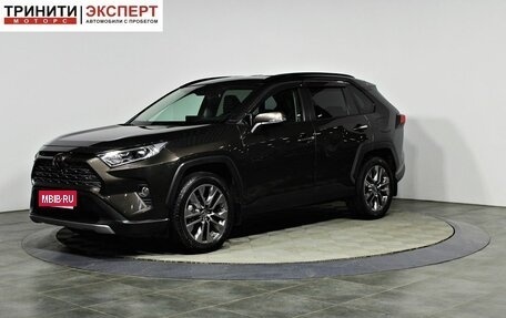 Toyota RAV4, 2019 год, 3 747 000 рублей, 1 фотография