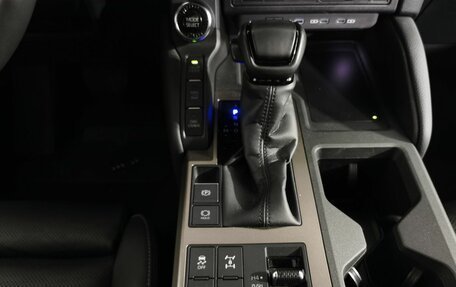 Toyota Land Cruiser Prado, 2024 год, 8 500 000 рублей, 22 фотография