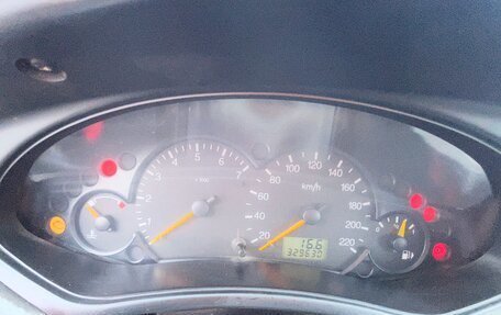 Ford Focus IV, 2002 год, 270 000 рублей, 10 фотография