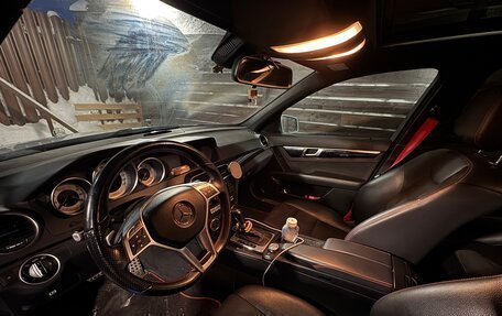 Mercedes-Benz C-Класс, 2013 год, 1 600 000 рублей, 4 фотография