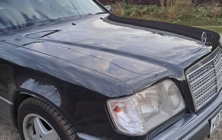 Mercedes-Benz E-Класс, 1994 год, 570 000 рублей, 8 фотография