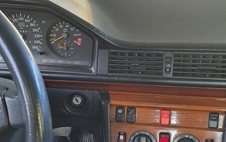 Mercedes-Benz E-Класс, 1994 год, 570 000 рублей, 6 фотография