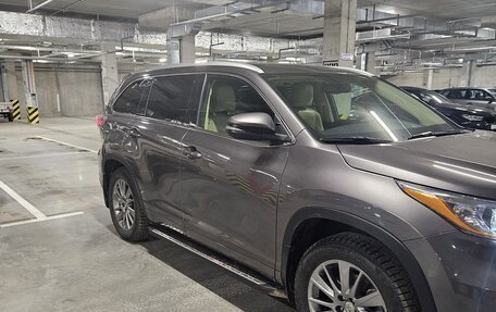 Toyota Highlander III, 2014 год, 3 050 000 рублей, 6 фотография